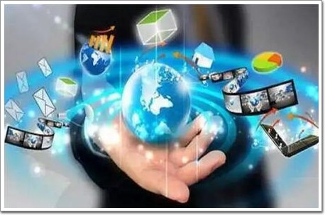 黄圻谈门窗幕墙行业热点与发展趋势 互联网服务的融合与创新